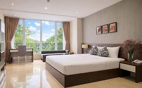 Golden Queen Aparthotel